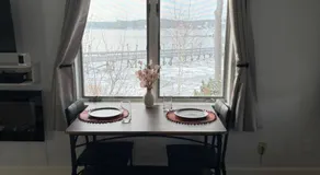 Pet friendly waterfront condo - Image 2
