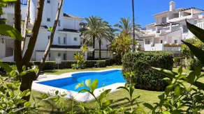 Spacious Poolside 3 Bedroom - E08 - Image 3