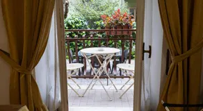 Casa Lollobrigida - Image 4