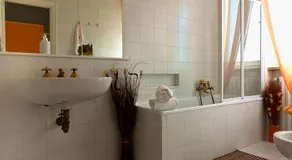 B&B Gate 52 - Image 2