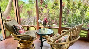 Tropical Zen Bungalow - Image 4