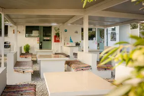 New Aurora Apts Studios - Image 4