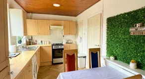 Cosy Inn near Luton Station, Mall and Luton Airport 10 Min - Image 3