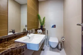 VIP Castles Marina Suites - Bright 2 BR Near Beach - Image 3