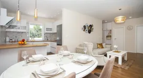 Elegant Holiday House 3D by the Sea with pool and included breakfast - Image 2