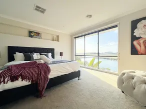 Sapphire Lake Retreat in Point Cook - Image 2
