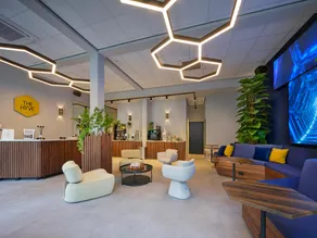 The Hyve Capsule Amsterdam - Image 4