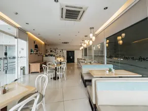 The Well Hotel - Image 2