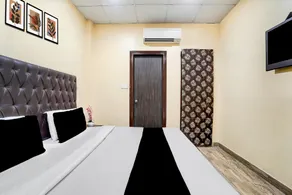 Collection O by OYO Burlton Park Jalandhar Formerly Hotel R1 Inn - Image 4