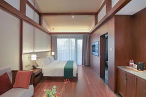 Immersing Hotel Hebi Jun County Ancient City - Image 3