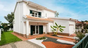 Alapraia Garden & Family Stay | Estoril - Image 4