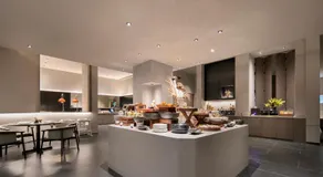 Atour Hotel Shanghai Jing'an Temple West Nanjing Road - Image 3