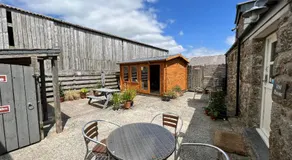 Lands End Hostel and B&B - Image 4