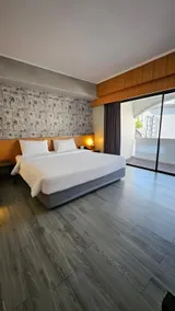 White Palace Bangkok - Image 2