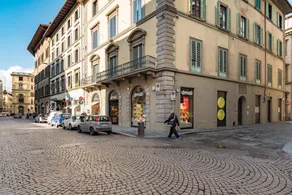 Design Apartments Florence- Florence City Center - Image 3