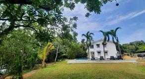 Silver Lake Villa & Boat Safari - Image 5