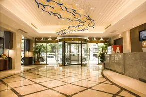 Borrman Hotel Guilin Two Rivers and Four Lakes Elephant Hill Park - Image 2