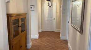 Large, Sleeps 7, 2 baths, Parking, Train, Tamar Bridge, Saltash - Image 3