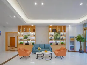Vienna 3 Best Hotel Jiangsu Taizhou Railway Station Passenger Transport Center - Image 2