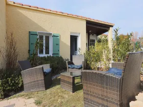 Holiday Home With Shared Pool in Luberon - Image 5