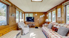 Seaside Cottage - Image 4