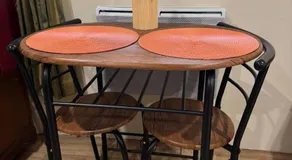 Tracie's - Image 3