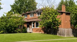 Chic & Spacious 2BR Home Near Yonge St - Image 2