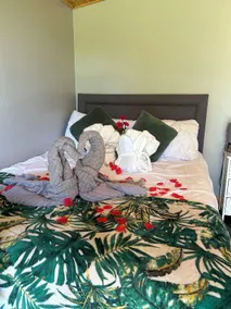  Bambi's Hideaway - Image 2