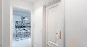 Nana Rooms Guesthouse - 200mt to Metro, near Vatican, A-C, pvt bathrooms - Image 3
