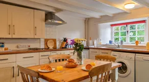 Finest Retreats - Forge Cottage, Padstow - Image 3