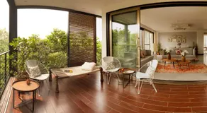 Bungalow 99 - Image 3