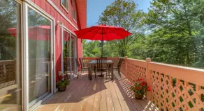 Beautiful Chalet with Hot Tub & Sauna in Poconos - Image 5