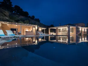 Villa in Peloponnese with pool - Image 3