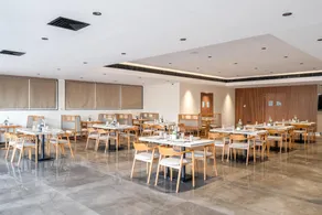 Euro Hotel - Image 3