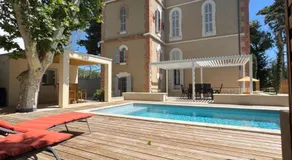 La Bastide des Trembles- Hôtel particulier avec piscine proche IPC et Vélodrome - Image 3