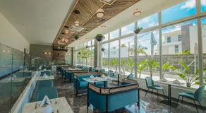 Ocean V Hotel - Image 4