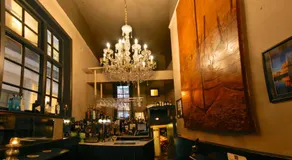 White Horse & Griffin - Image 4