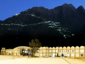The Vaishnodevi-Irctc Guest House - Image 5