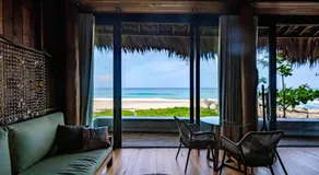 Sealord Naithon Beachfront Villa - Image 4