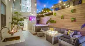 Ultimate Getaway: Spa Game Rooms Firepit Views - Image 4