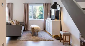 Modern 2 BD w Garden in the Heart of Tetbury - Image 2