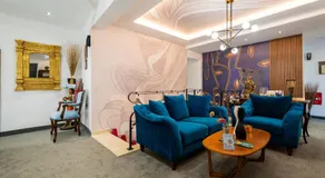 Greek House Hotel - Image 2