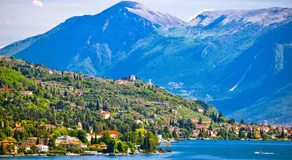 Le Fontane With View Lake - Happy Rentals - Image 5