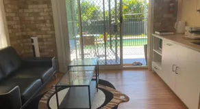 Spacious studio unit - Image 3