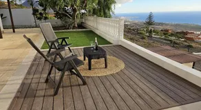 Villa de vacances 'Cool 4-bedroom with Sea Views' avec vue sur la mer, Wi-Fi et climatisation - Image 4
