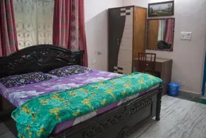 Hotel Golden Crown - Image 5