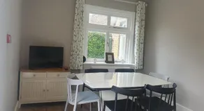Place to Stay in Thames Ditton - Image 4