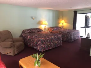 Woahink Lake Suites - Image 2