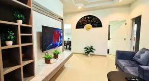 Perfect Home 15 mins from airport - Image 2