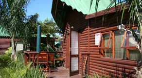 Mountain Breeze Log Cabins - Image 4